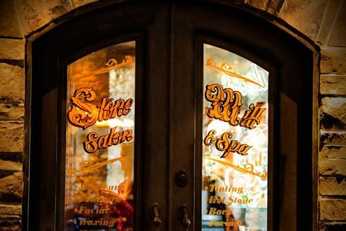 Stone Mill Inn Sainte-Catherine Екстериор снимка