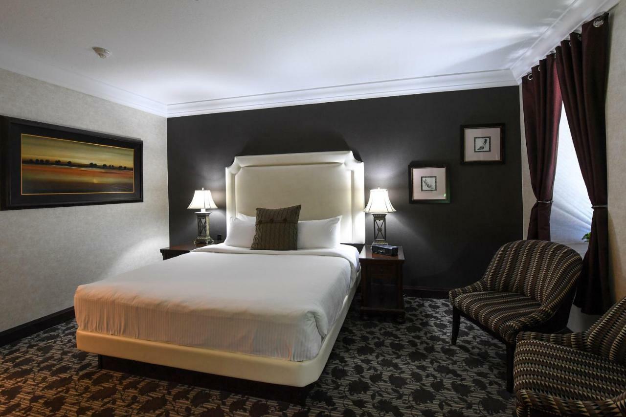 Stone Mill Inn Sainte-Catherine Екстериор снимка